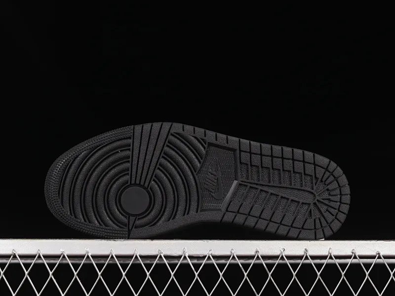 All Categories Air Jordan Jordan Series Basketball Shoes Air Jordan 1 Low Air Jordan 1 Low AJ1 Joe 1 All Black Low State Basketball Shoes 553558-093